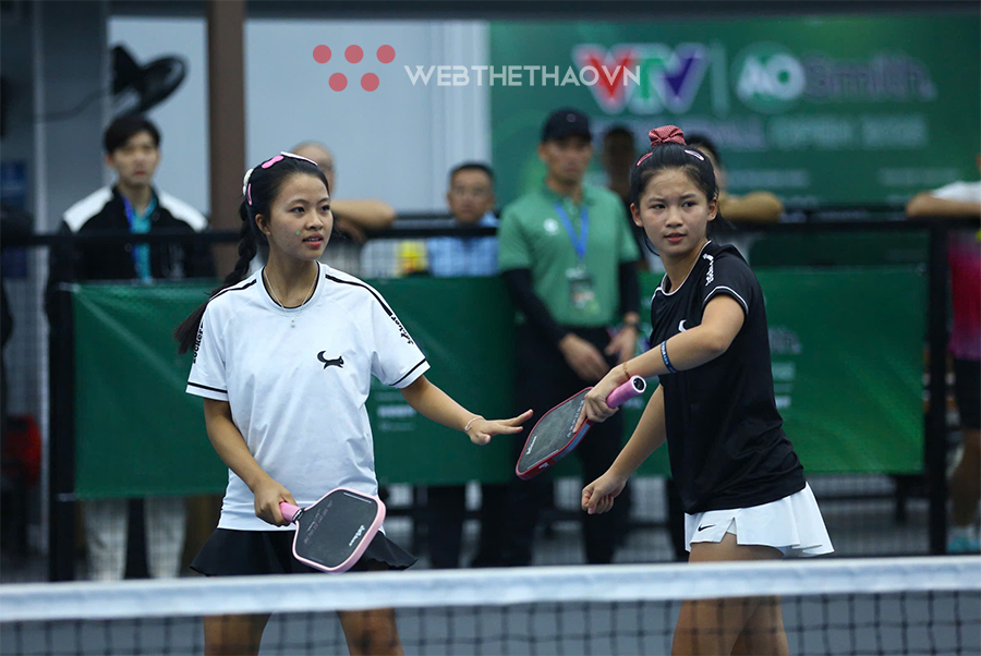 Bộ đôi nhí 'Song Ngọc' gây ngỡ ngàng tại VTV A.O SMITH Pickleball Open 2025 với chức vô địch đôi nữ dưới 35 tuổi